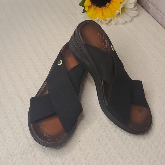 Bzees Desire Wedge Sandal - Picture 2 of 6